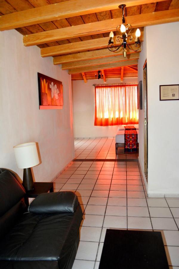Hotel Aldama Colima Exterior photo