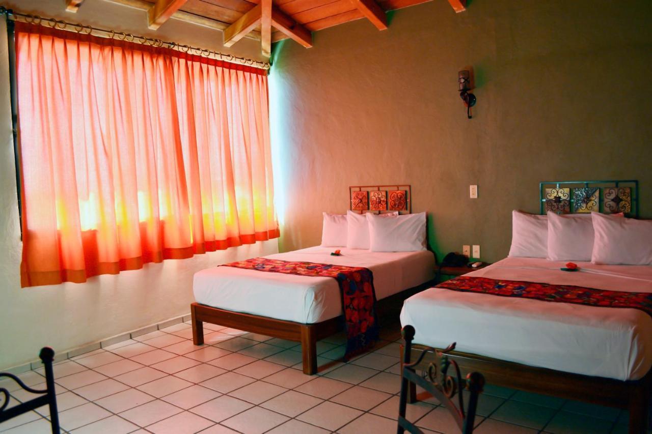 Hotel Aldama Colima Exterior photo