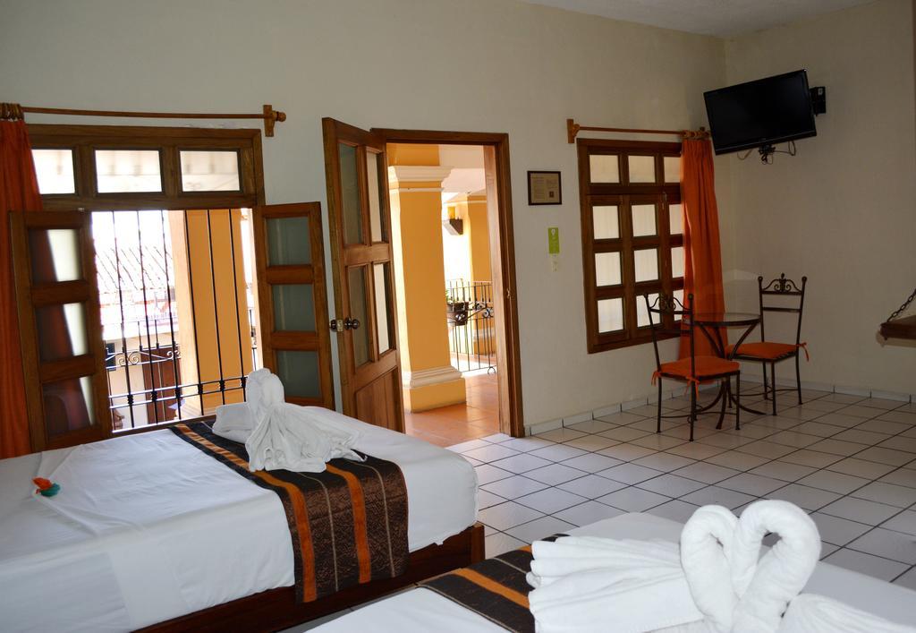 Hotel Aldama Colima Room photo